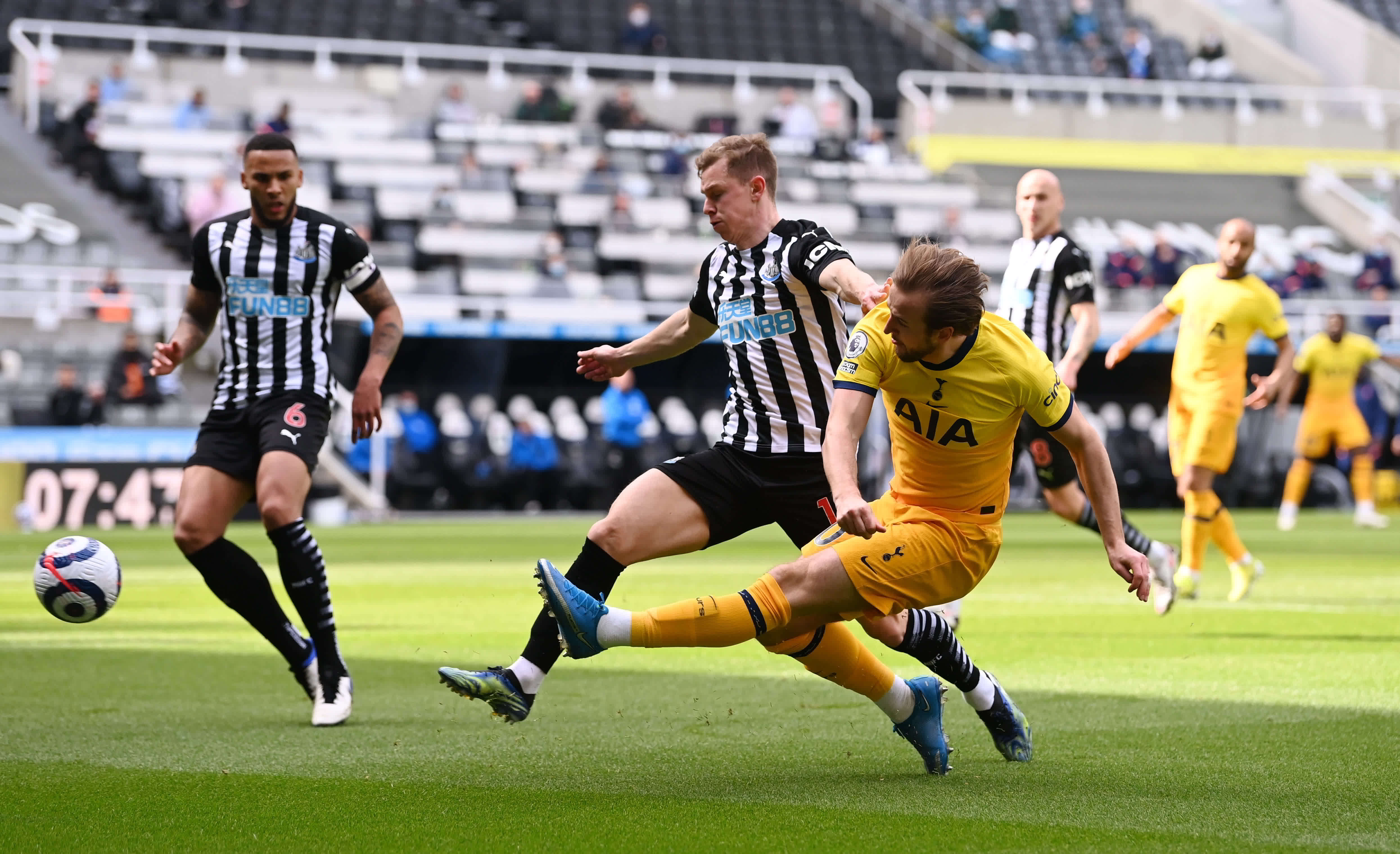 但他在比赛 但他在比赛