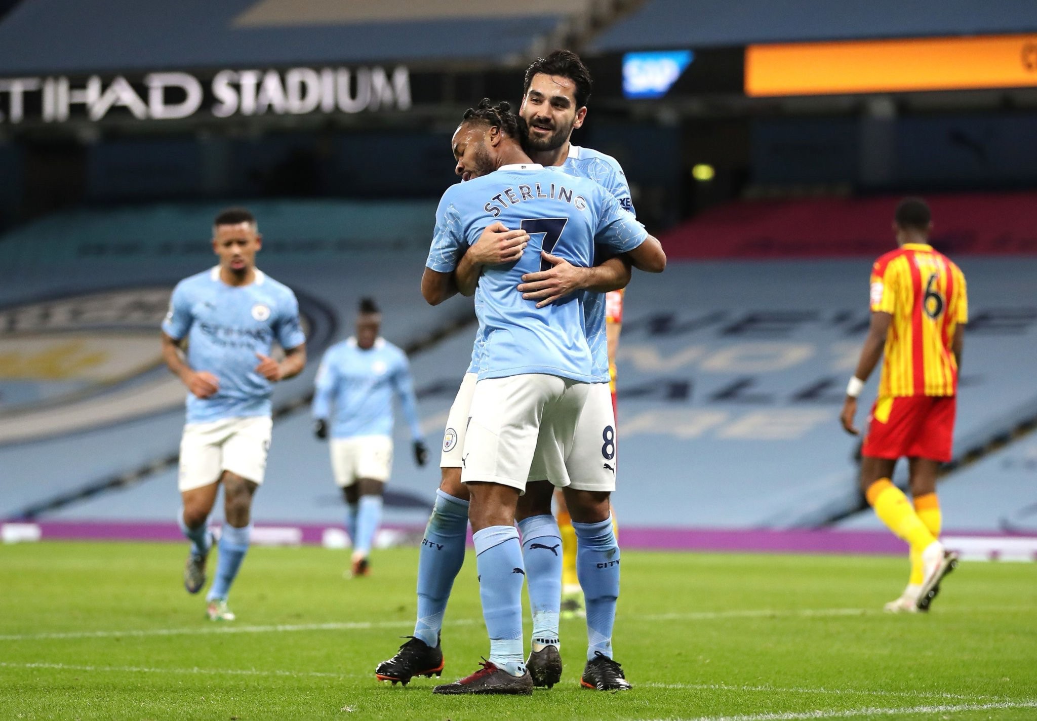 到全场惊艳 到全场惊艳