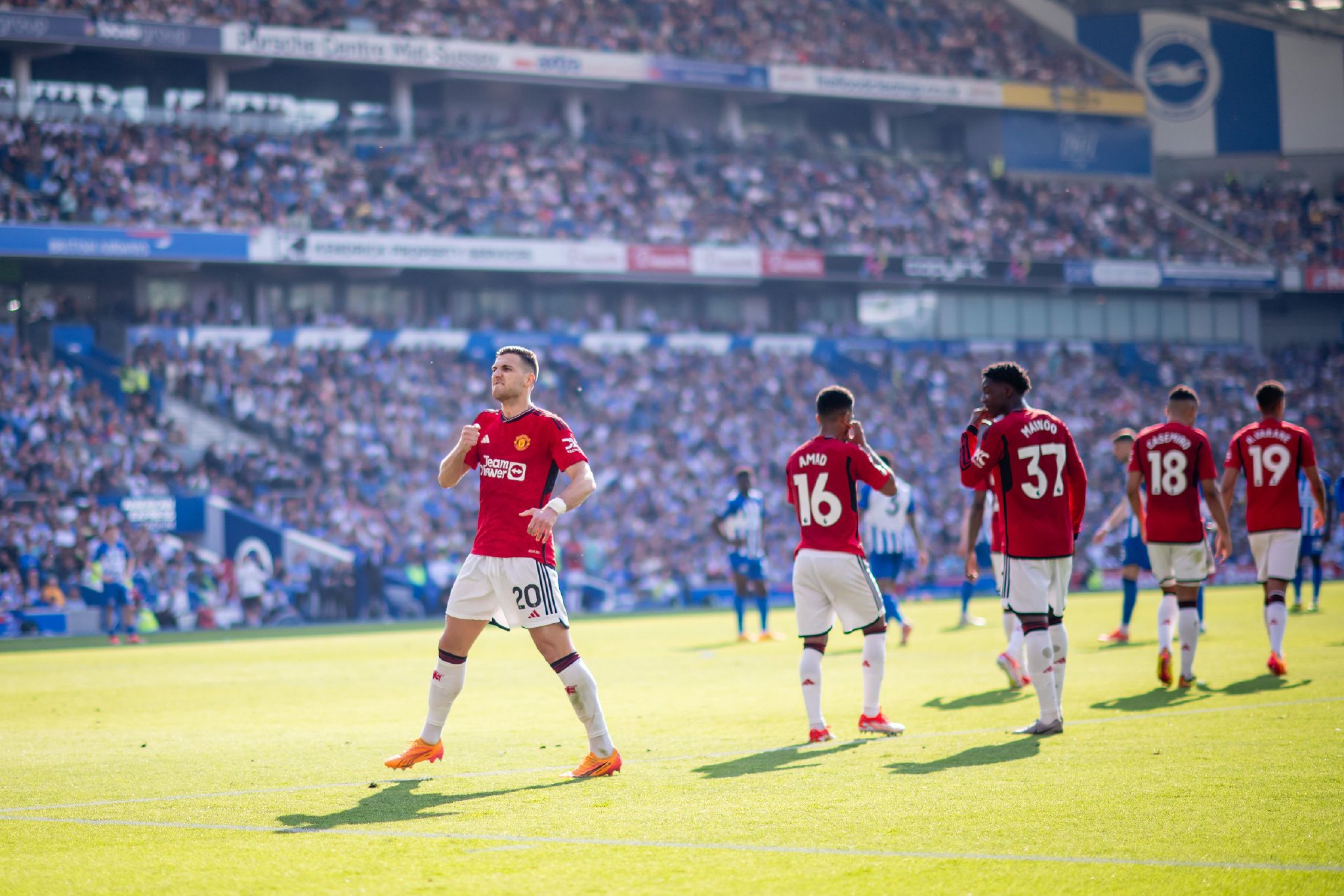 后卫厄兹卡 后卫厄兹卡